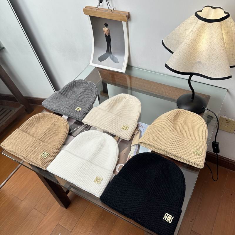 Miumiu Hat dx18